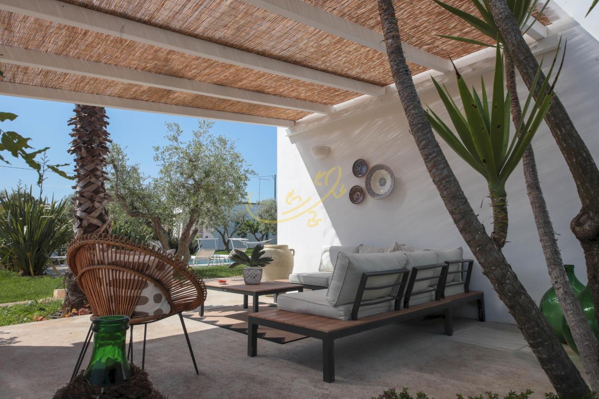 Вілла Td Dimora Del Giglio With Organic Garden With Pool Остуні Екстер'єр фото